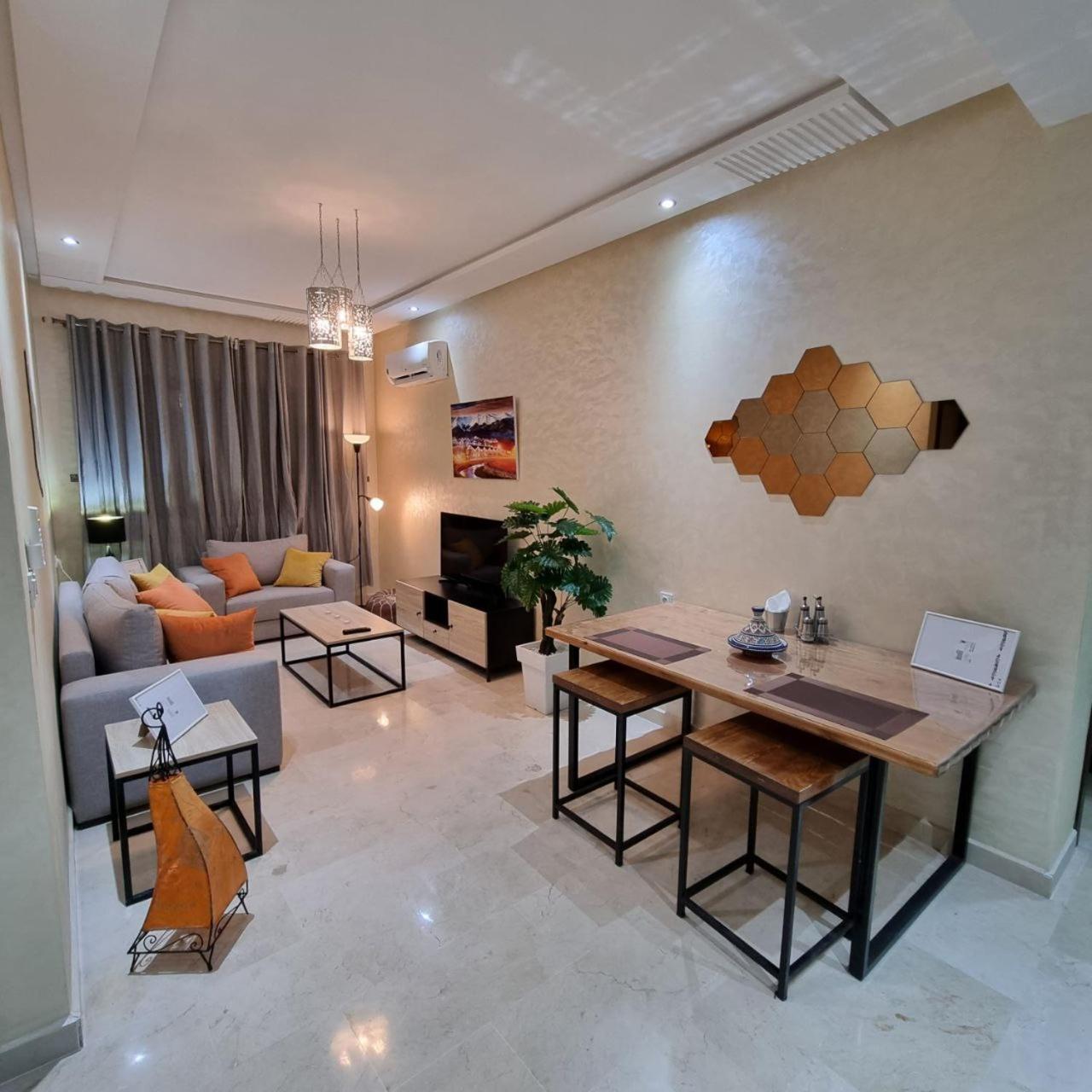 Luxury Appartement Guesshouse Tangier Exterior photo